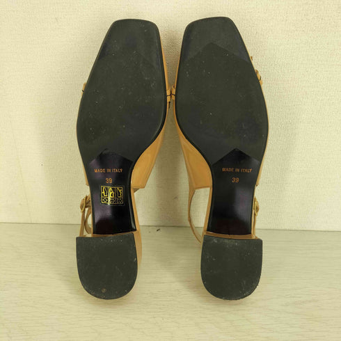 INTER-CHAUSSURES スクエアトゥ チャンキーヒール エナメル バックバンド サンダル レディース JPN:39