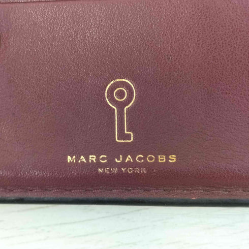 マークジェイコブス MARC JACOBS メタルロゴ 南京錠デザイン 二つ折り財布 レディース