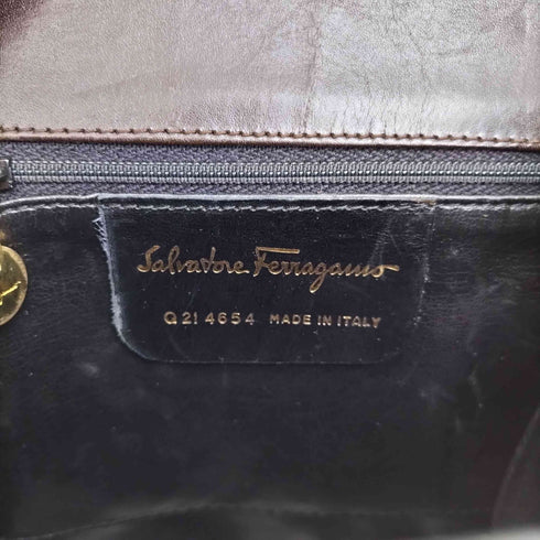 サルヴァトーレフェラガモ Salvatore Ferragamo エナメル切り替えショルダーバック レディース