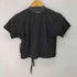 ODDONEOUT フロントロゴプリント S/S クロップドTシャツ レディース