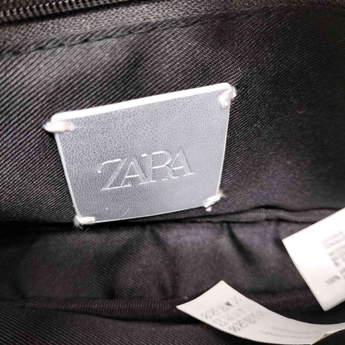ザラ ZARA ポケットクロスボディバッグ シルバー レディース