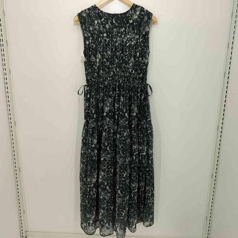 ナチュラルビューティーベーシック NATURAL BEAUTY BASIC 24SS ぼかしフラワーシャーリングワンピース レディース JPN:M