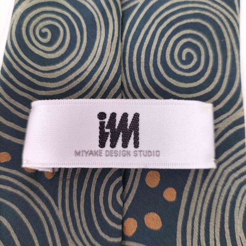 イッセイミヤケデザインスタジオ im ISSEY MIYAKE DESIGN STUDIO シルク100% 総柄ネクタイ メンズ
