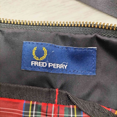 フレッドペリー FRED PERRY フロントロゴサコッシュ メンズ