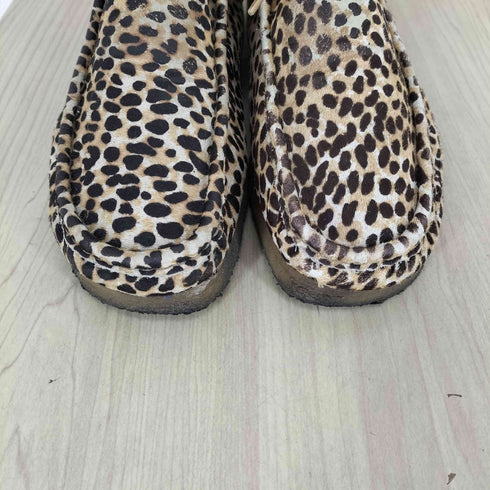 クラークスオリジナルズ Clarks ORIGINALS ハラコ レオパード ワラビー メンズ JPN:26.5