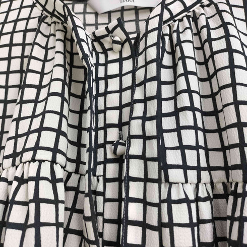 ティアラ Tiara スクエアドットプリントボウタイブラウス レディース ONE SIZE