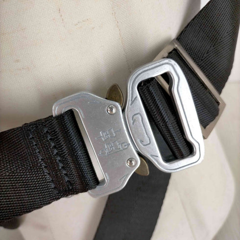 レジェンダ LEGENDA black tactical チェストバッグ メンズ
