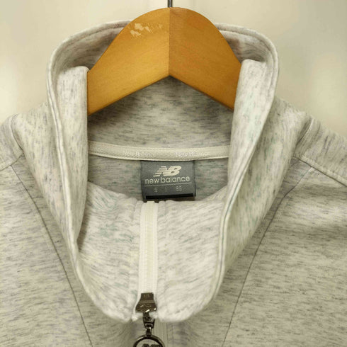 ニューバランス NEW BALANCE Signature Semi Crop Half Zip Sweat シグネチャー セミクロップ ハーフジップ スウェット レディース import:S