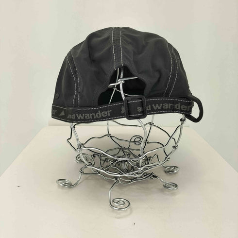 アンドワンダー and wander JQ TAPE CAP メンズ