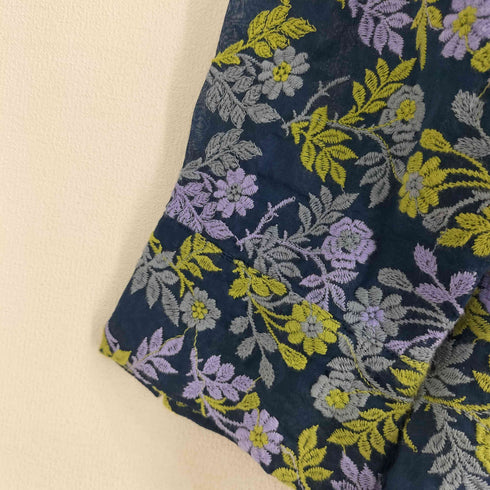 Castle Combe garden バラの花園 ネコ目ボタン エンブロイダリー刺繍 七分袖 花柄 シアーシャツ レディース JPN:M
