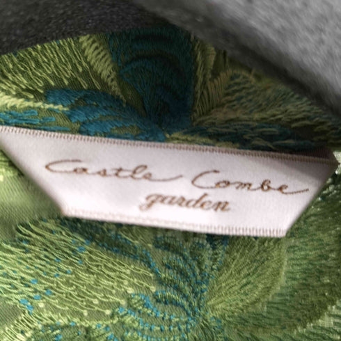 Castle Combe garden カッスルクームガーデン ぼたんの花 シェルボタン 花柄 総刺繍 丸襟 七分袖 エンブロイダリ刺繍 シアーシャツ レディース JPN:M
