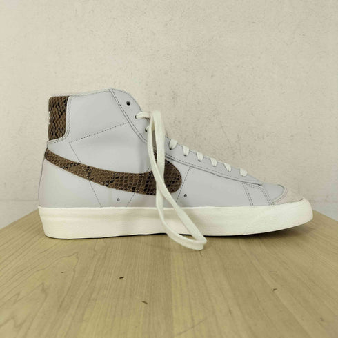 ナイキ NIKE Nike Blazer Mid 77 Vintage White Snakeskin メンズ 9.5