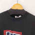 アンディフィーテッド UNDEFEATED フロントラバープリント クルーネックスウェット メンズ import:L