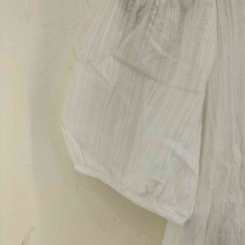 STEP AROUND TUCK DETAIL PUFF BLOUSE レディース FREE
