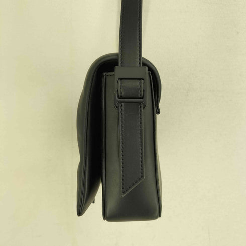 チャールズアンドキース CHARLES&KEITH キルテッド ショルダーバッグ レディース