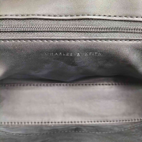 チャールズアンドキース CHARLES&KEITH キルテッド ショルダーバッグ レディース
