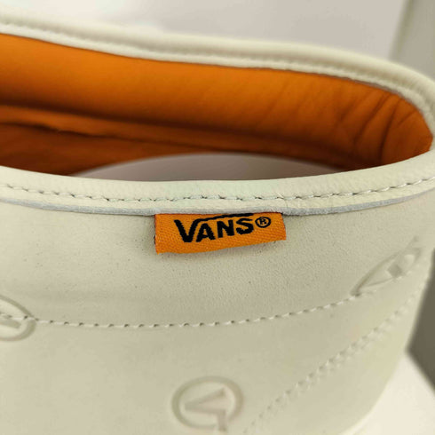 バンズ VANS OG Chukka Boot LX Circle V - Cream メンズ JPN:28