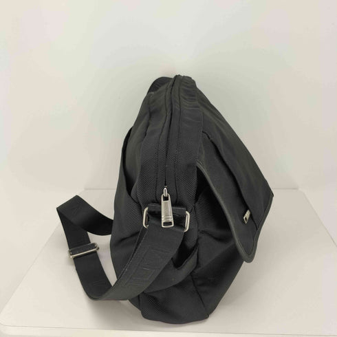 トゥミ TUMI ロゴエンボス メッセンジャー ショルダーバッグ メンズ