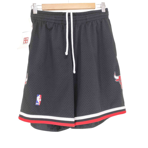 ミッチェルアンドネス mitchell&ness チームロゴハーフパンツ メンズ M