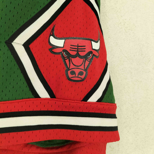 ミッチェルアンドネス mitchell&ness チームロゴハーフパンツ メンズ M