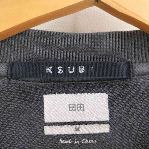 スビ KSUBI location biggie crew sweatshirt メンズ import:M