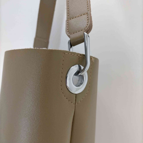リムアーク RIM.ARK Leather bucket mini bag レディース