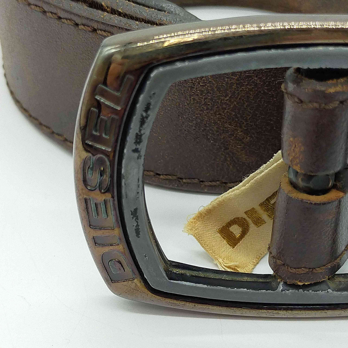 ディーゼルブラックゴールド DIESEL BLACK GOLD ロゴ メタル