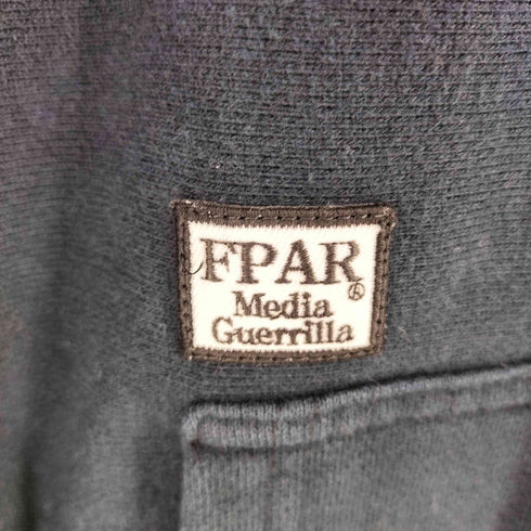 フォーティーパーセントアゲインストライツ FORTY PERCENTS AGAINST RIGHTS Media Guerrilla’プルオーバー パーカー メンズ JPN:2