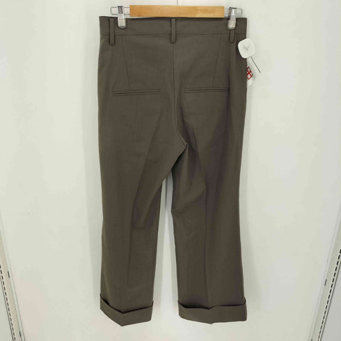 BRILL センタープリーツスラックス レディース