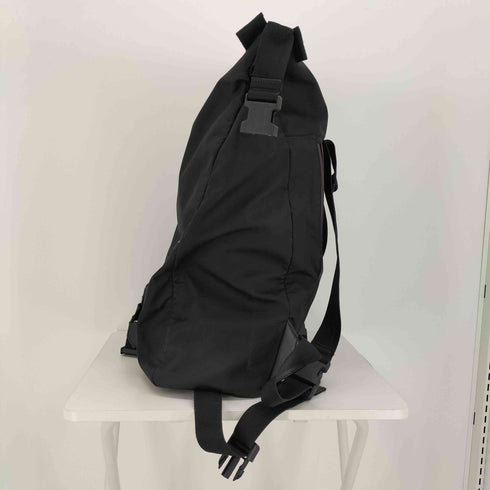ジバンシィ GIVENCHY ナイロンレザーバックパック メンズ