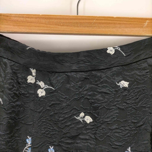 リランドチュール Rirandture フラワー刺繍ジャガードスカート レディース