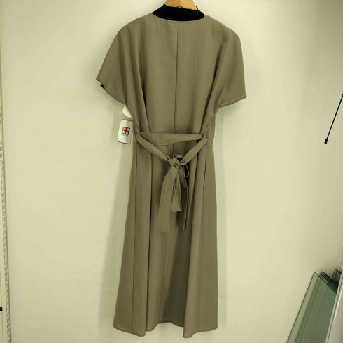 ロッソ ROSSO URBAN RESEARCH 23SS UR TECH DRYLUXE ブイネックフレアースリーブワンピース レディース FREE