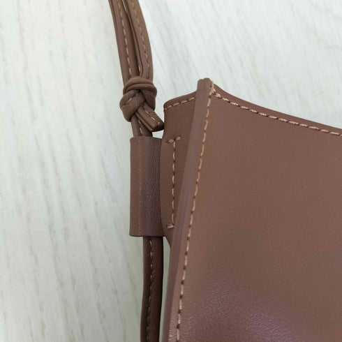 トゥデイフル TODAYFUL レザースクエアポシェット ショルダーバッグ レディース