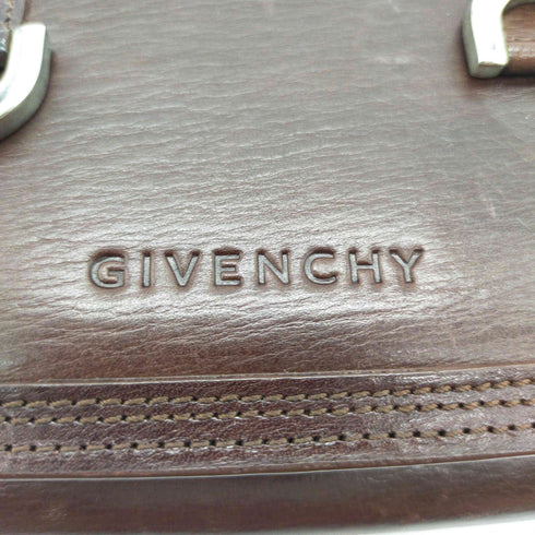 ジバンシィ GIVENCHY ロゴ刻印 2つ折り レザー ウォレット 財布 レディース