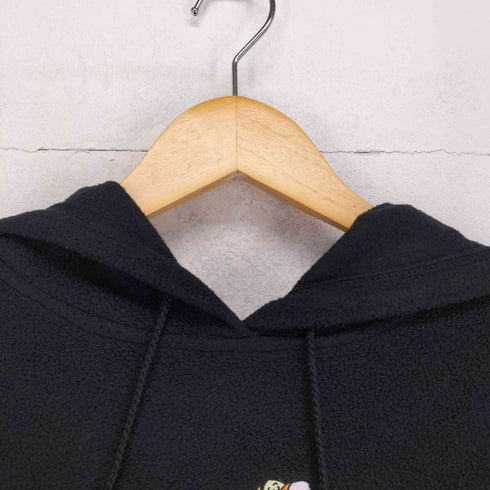 フロントキャラクター刺繍フリースプルオーバーパーカー メンズ JPN:XXL