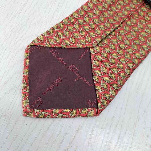 サルヴァトーレフェラガモ Salvatore Ferragamo イタリア製 総柄シルクネクタイ メンズ
