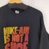 ナイキ NIKE 両面プリントクルーネックスウェット メンズ JPN:M