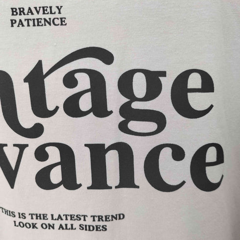 袖フリルデザイン フロントプリント L/S Tシャツ レディース