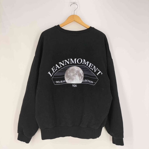 LEANN MOMENT 背面 月 ムーンプリント クルーネックスウェット レディース JPN:L