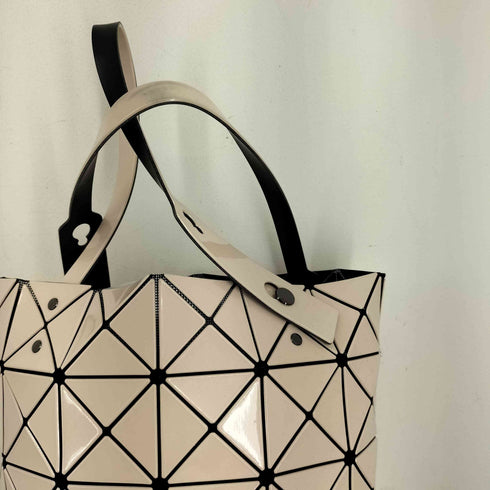 バオバオイッセイミヤケ BAO BAO ISSEY MIYAKE Lucent ジオメトリック トートバッグ レディース