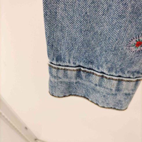 デシグアル Desigual 曼荼羅模様の刺繍入りレディーススリムデニムジャケット レディース import:S