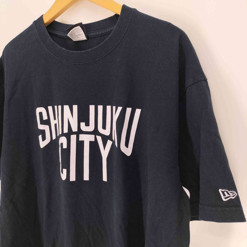 ニューエラ NEW ERA SHINJKU CITY プリント Tシャツ メンズ import:XL