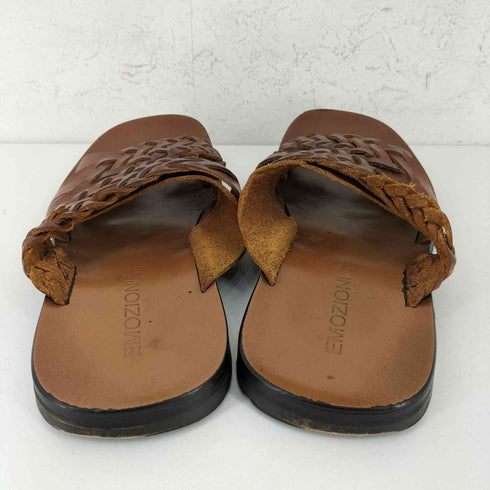 EMOZIONI MADE IN ITALY 編み込みレザーサンダル メンズ