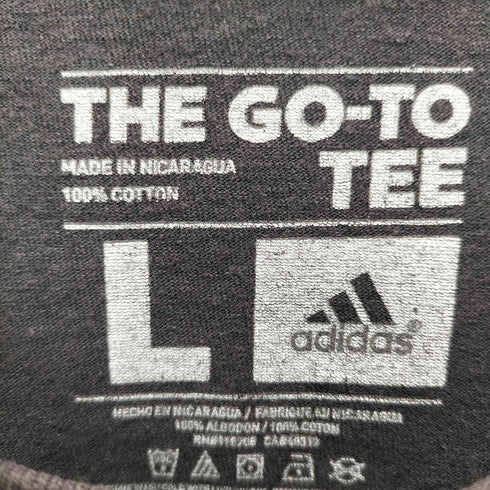 アディダス adidas THE GO-TO TEE バスケットボール チーム ロゴ プリント S/S Tシャツ メンズ import:L