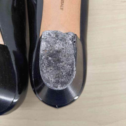 サルヴァトーレフェラガモ Salvatore Ferragamo フェラガモリボン エナメルパンプス レディース US:7