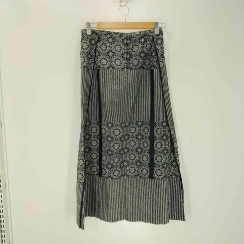 ハートイッセイミヤケ Haat ISSEY MIYAKE 総柄ロングスカート レディース JPN:2