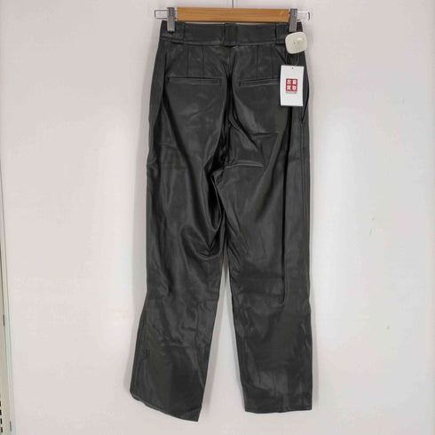 トゥモローランドマカフィー tomorrowland macphee エコレザーパンツ レディース 32