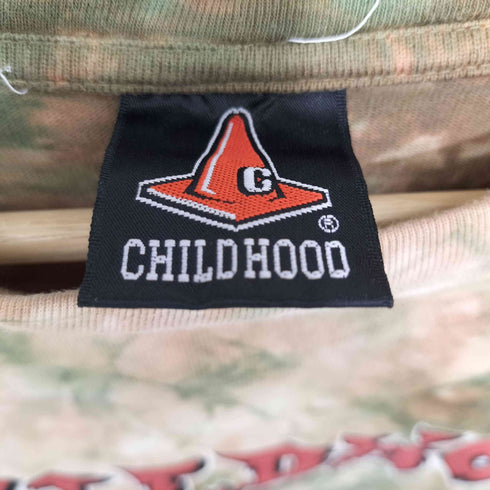 CHILDHOOD フロントプリント カモ柄 S/S Tシャツ メンズ