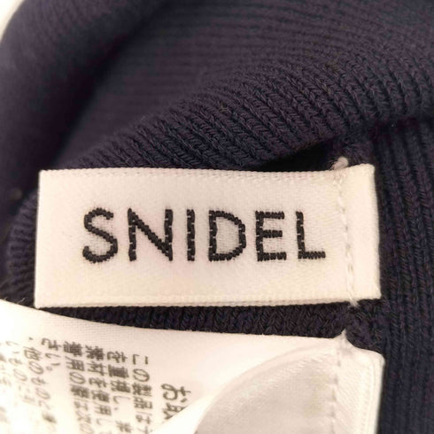 スナイデル snidel 22aw デコルテシースルードッキングニットプルオーバー レディース ONE SIZE