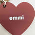 エミ emmi ハートモチーフ ロゴチャーム レディース ONE SIZE